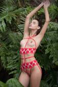 Ariela - In Jungle 07-25 v6qoihdd32