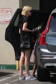 Charlize Theron out in LA 8/12/18q6qv6dvgqs.jpg