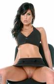 Lain mencari Nella untuk tembakan kaki -Another Nella-look for crossed legs shot z6v2653rny