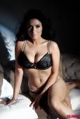 Kelly Andrews Kelly Shows Off Her Natural 30H Breasts b6vk4wxs3l