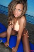 Summer Lee Beach Babe 46vle73g24
