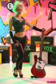 Jenna J Rock Chick i6vlkwi2km