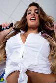 August Ames Kl081414 16vlntlbmd