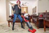 Brazzers C04 Anna Bell Peaks Putting Her Feet Up-36vlw6lkck.jpg