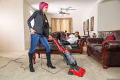 Brazzers C04 Anna Bell Peaks Putting Her Feet Up o6vlw69eel
