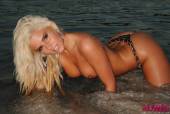 Madison Nicol Cow Girl Beach Babe t6vmok5xwr