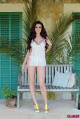 Harriet H Little White Lingerie With Thong y6vneixbd3