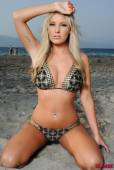 Rosy Obrien Topless On The Beach w6vn2f95fr