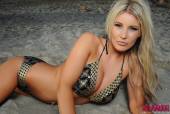 Rosy Obrien Topless On The Beach q6vn2fxbz3