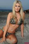 Rosy Obrien Topless On The Beach y6vn2fpg0d