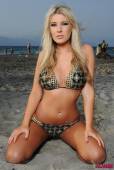 Rosy Obrien Topless On The Beach-q6vn2filz7.jpg