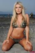 Rosy Obrien Topless On The Beach q6vn2filz7