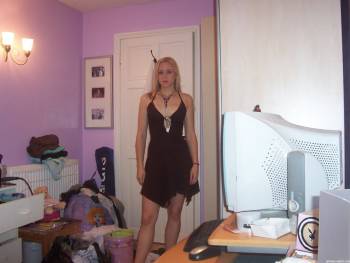 My girlfriend Emily n6vohhu3v2