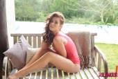 Geena Mullins Looks Hot In Her Pink Bra And Panties 36voga5ngc