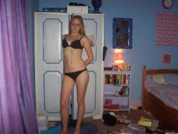 My girlfriend Emily r6vohhrjp2