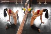 Young gymnast girl b6vpbcvjeg
