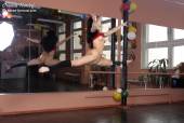 Young gymnast girl k6vpbcoyze