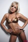 Amy Green Gold Bikini-k6vpi2i3dq.jpg