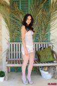 Jo Bosley Strips From Her White Bodysuit And Plays With Stockings 56vprft1s4