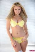 Holly H Yellow Bra And Thong z6vp991eqn