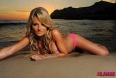 Michelle Cole Catching The Sunset Naked On The Beach 26vp5uu03k