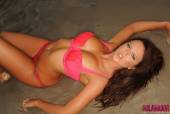 Sophie Jones Pink Bikini Beach Babe-l6vqekgplr.jpg
