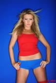 Holly H Cute Superwoman 26vq9r6sv2