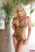 Dannie Aston Stripping From Her Brown Swimsuit x6vqw1rcw4