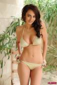 Lucy P Strips From Her Gold Bikini-06vrdat6kw.jpg