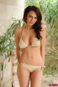 Lucy P Strips From Her Gold Bikini s6vrdaszl3