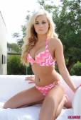Beckiie Hague Cute Pink And White Lingerie 06vrkfv6wj