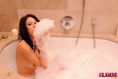 Sam Kellett Takes A Dip In A Nice Hot Soapy Bath-f6vr83el6x.jpg