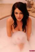 Sam Kellett Takes A Dip In A Nice Hot Soapy Bath-j6vr8315cu.jpg