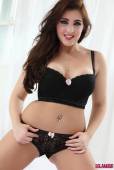 Emma Trott Black Bra And Panties a6vsb59aj1