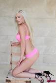 Natalie Fox Strips Nude From Her Pink Bra And Panties n6vsigiabn