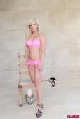 Natalie Fox Strips Nude From Her Pink Bra And Panties x6vsifchf7