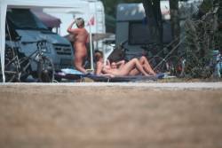 NUDIST CAMPING TEENS IN THE SUN p6vwai0gsx