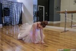 Athena Rayne Ballerina Boning (x141) 1080x1620t76k0r7m55.jpg