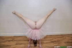 Athena Rayne Ballerina Boning (x141) 1080x1620-u6vx3hmuyf.jpg