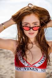 Jia Lissa Travelling Alone - 69x e6vx70w4cu