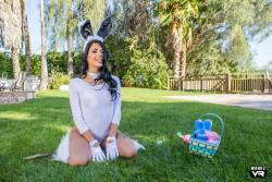 Gina Valentina Bailey Brooke Easter Bunnies - 228x-n6wa7lslvr.jpg