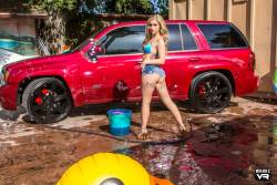 Gina Valentina Kali Roses Car Wash- 245x b6waq475ov