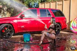 Gina Valentina Kali Roses Car Wash- 245x u6waq6rmsy