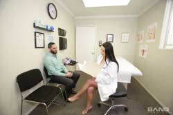 Angela White A Hot Doctor That Cures Her Patients Erectile Dysfunction - 90x-l6wc79o406.jpg