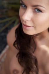 Nina A - Cajifina w6wdbxislv