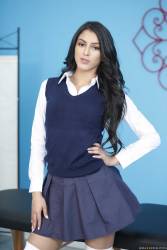 Sophia Leone Her Daughters Too Tight - 357x n6wglamyum