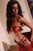 Samantha Drone_ Art Lover-MODEL_LARGE_MID r6whtrjl4x