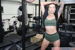 Marley-Brinx-Slut-Step-Sister-513x-b6w01t2igp.jpg