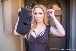 Georgie Lyall Interracial Surprise For Curvaceous MILF Georgie Lyall - 1600px -  l6w1m8bhxf