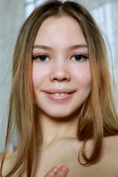 Dakota Rapunzel - 117 pictures - 5760px 36w2ub8ufl